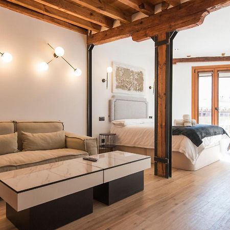 Apartamentos Boutique Pinocho Toledo Eksteriør billede