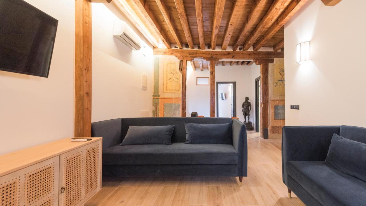 Apartamentos Boutique Pinocho Toledo Eksteriør billede